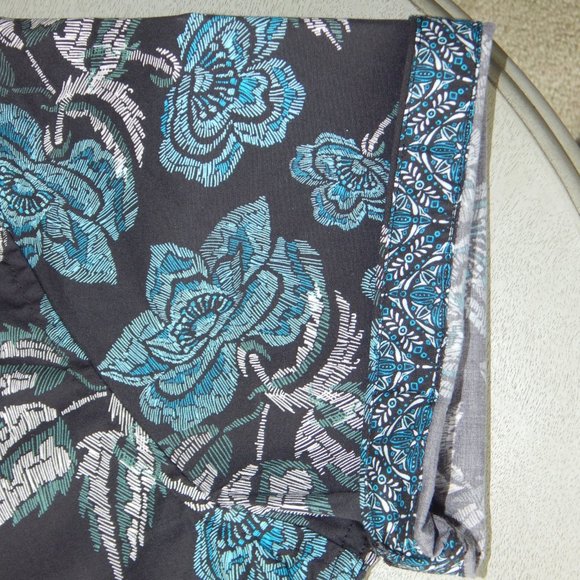 Robert Graham LAWS Floral Print Button Shirt - Picture 5 of 5